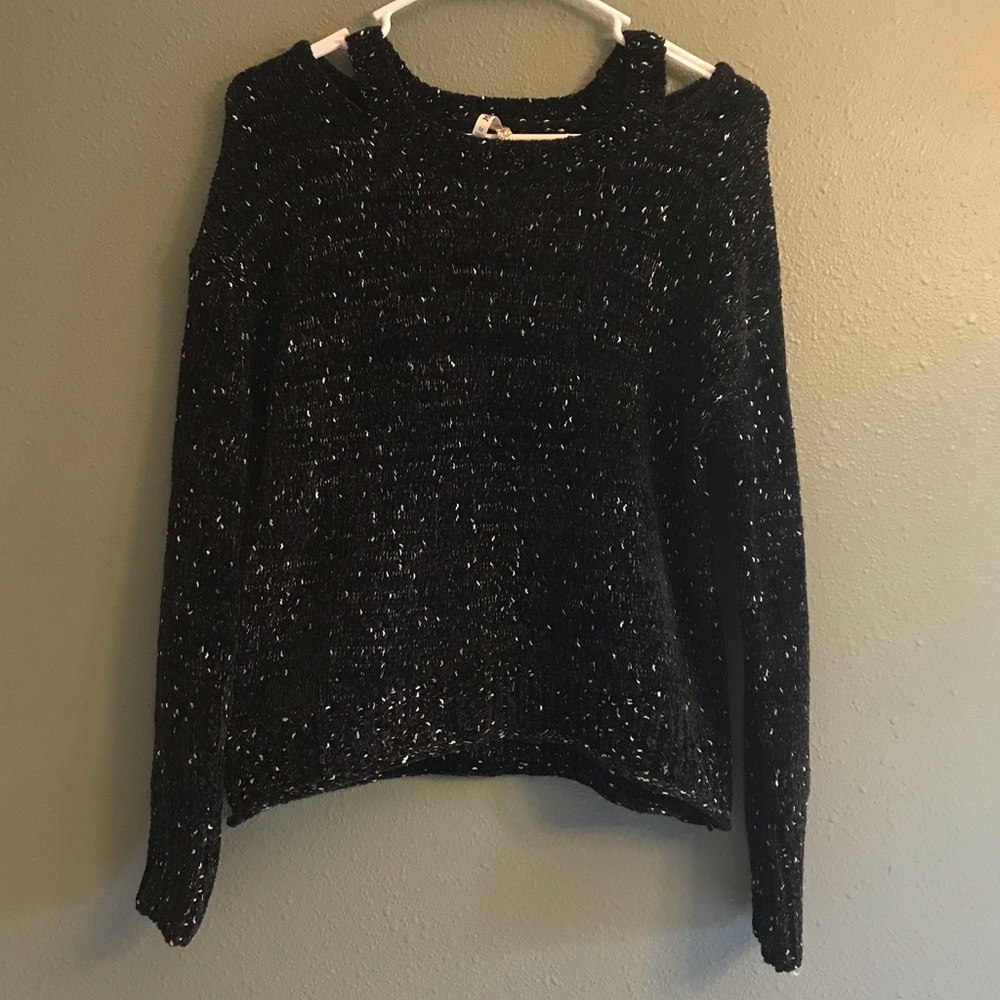 Open Shoulder Sweater 💜For Bundles Only💜